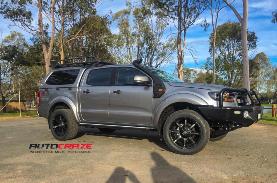 FORD RANGER COUPLER BLACK MACHINED WITH DARK TINT 5